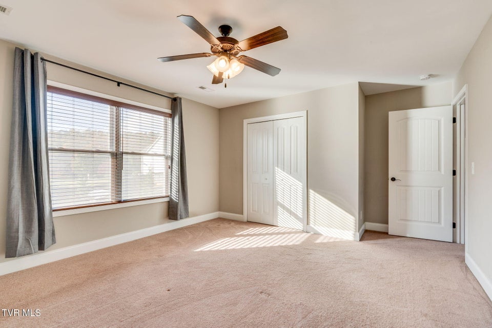 Photo #29: 2016 Falling Leaf Drive