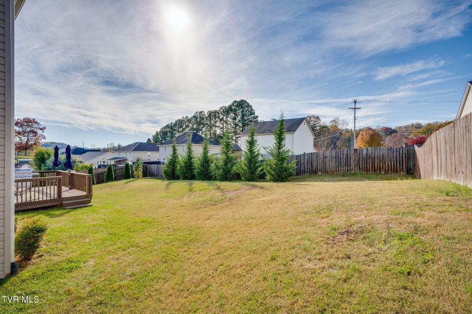 Photo #31: 2016 Falling Leaf Drive