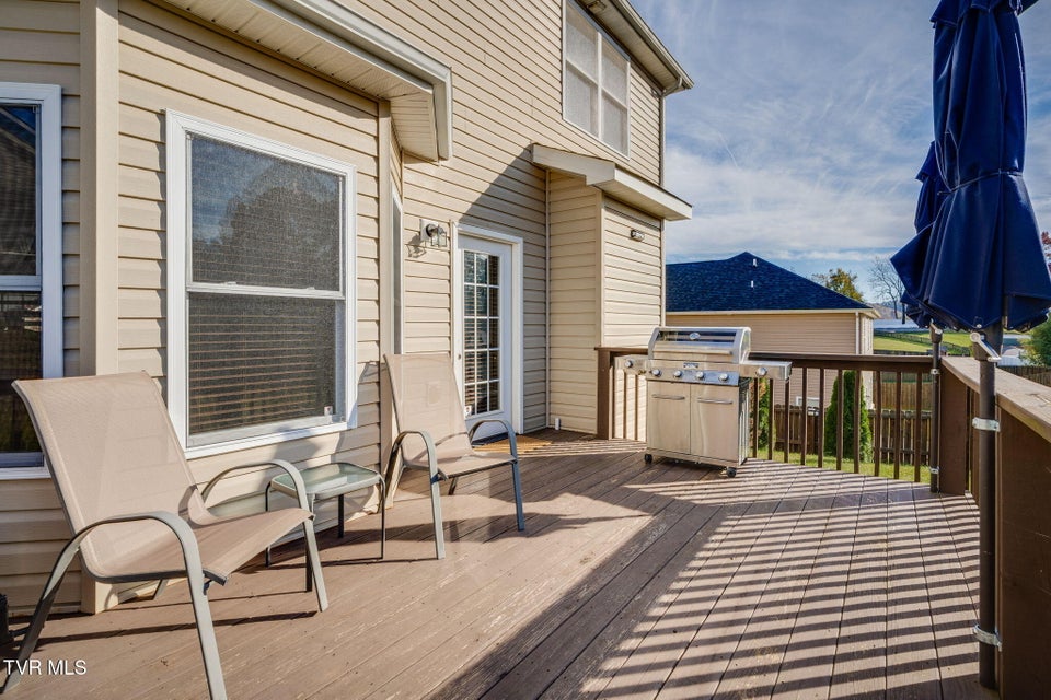 Photo #35: 2016 Falling Leaf Drive