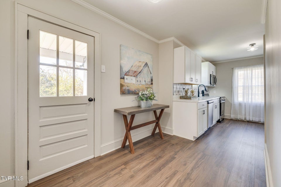 Photo #10: 1230 Carolina Avenue