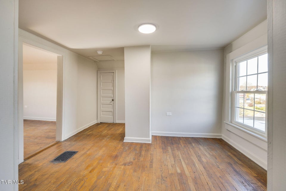 Photo #22: 1230 Carolina Avenue