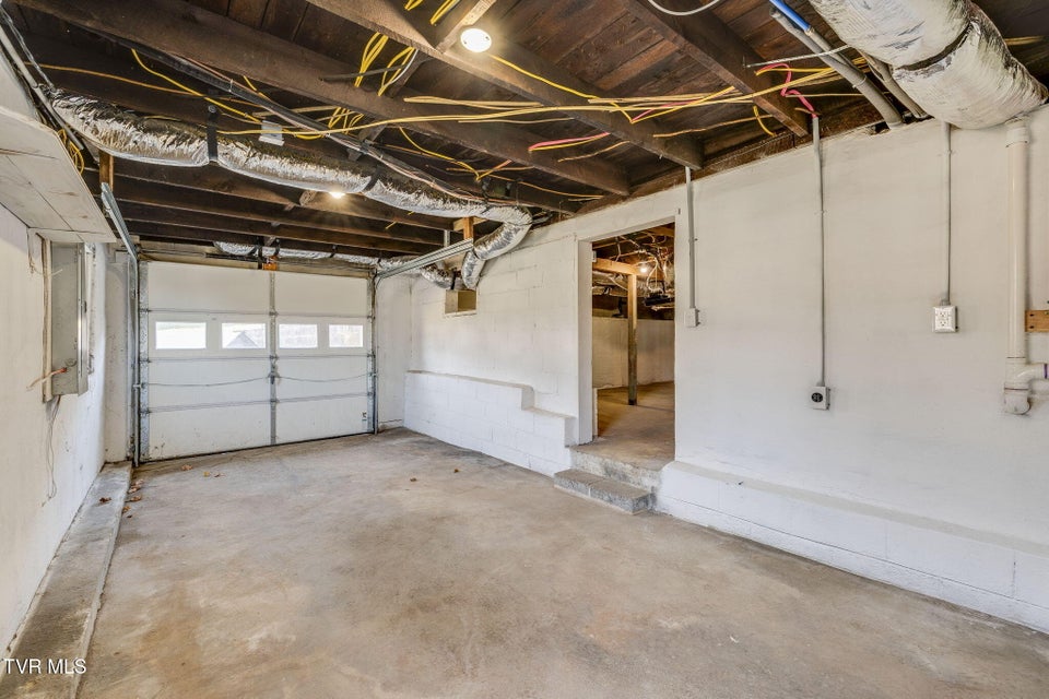 Photo #27: 1230 Carolina Avenue