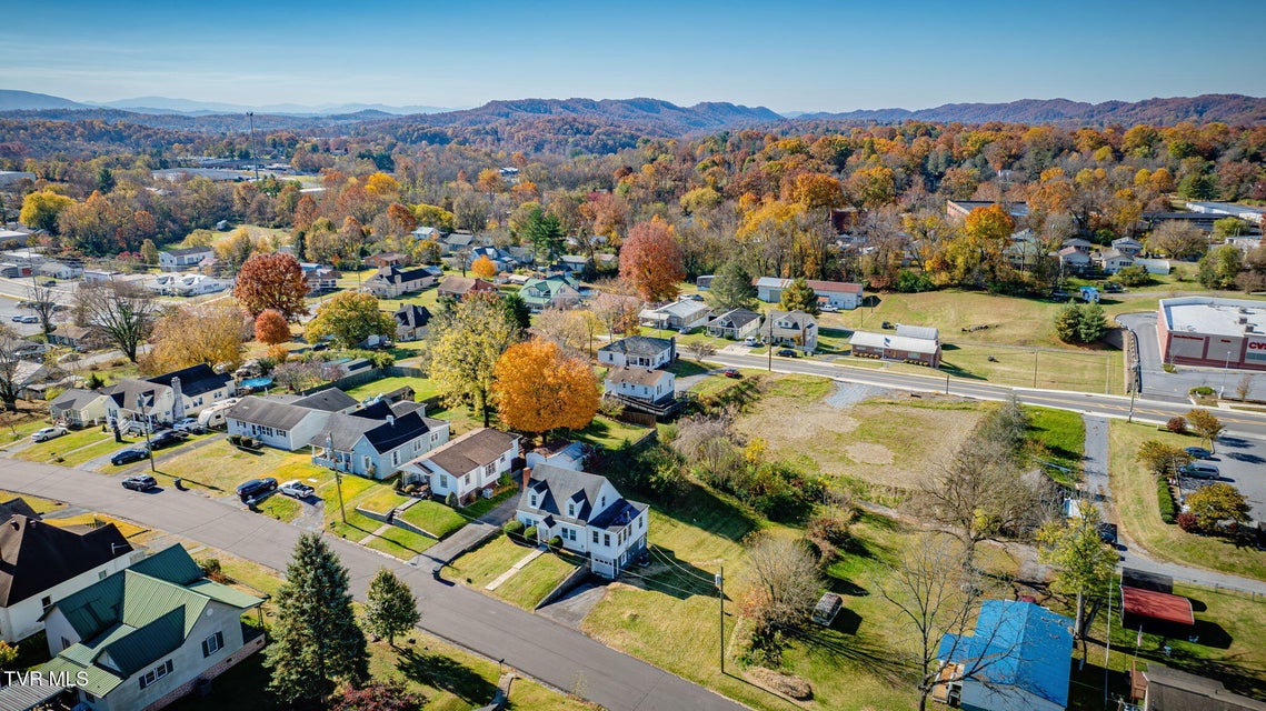 Photo #32: 1230 Carolina Avenue