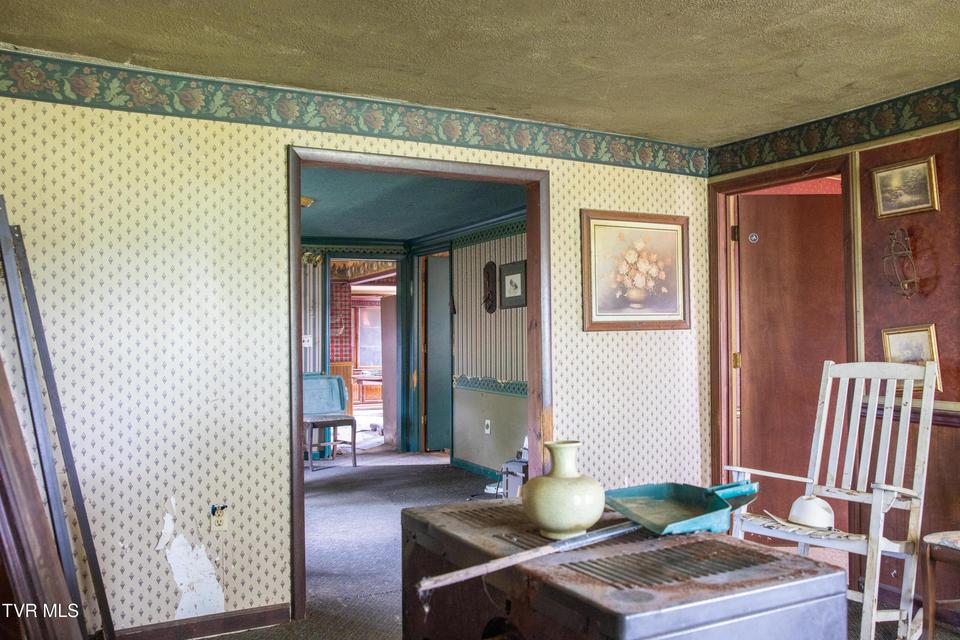 Photo #45: 2710 Jearoldstown Road