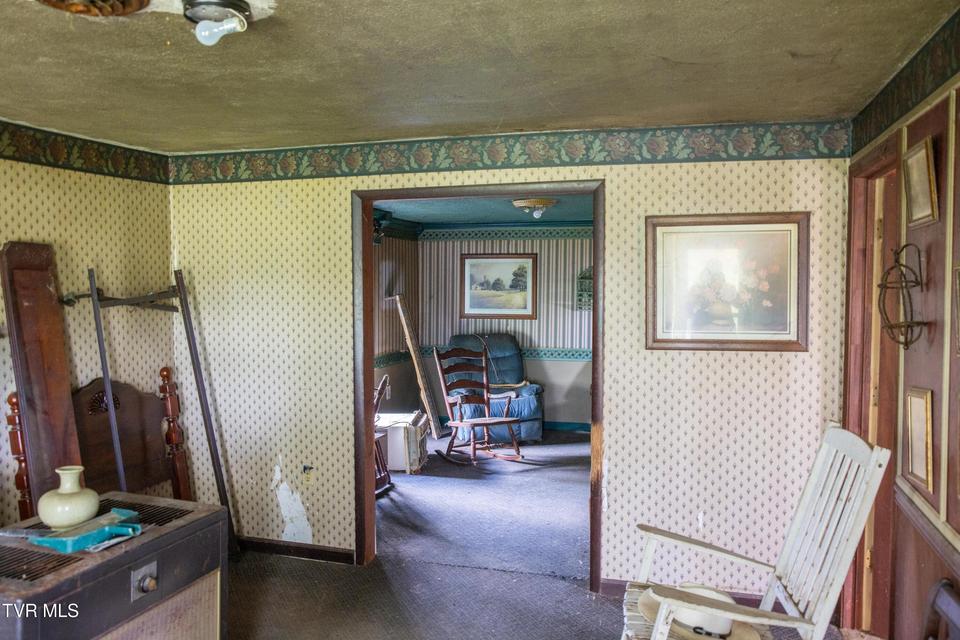 Photo #46: 2710 Jearoldstown Road