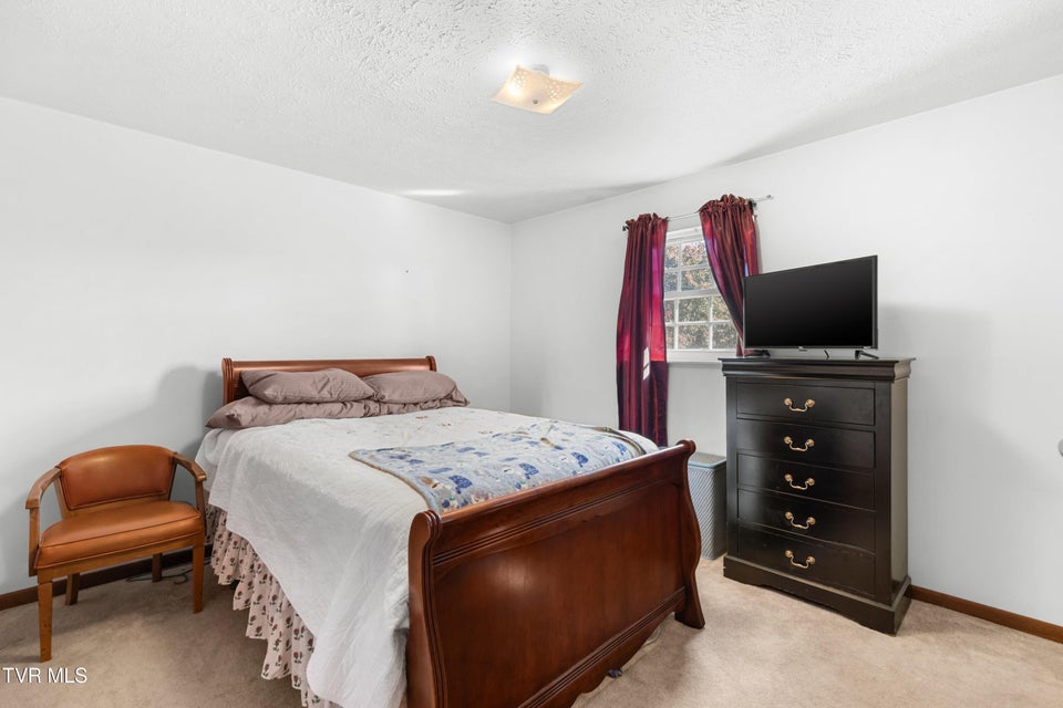 Photo #14: 4146 Leslie Drive