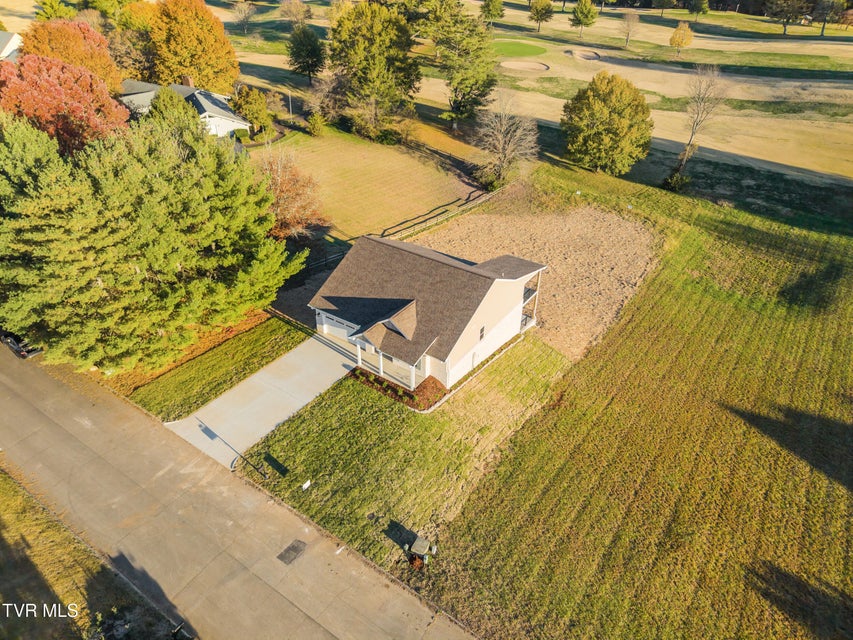 Photo #43: 260 Par Lane 