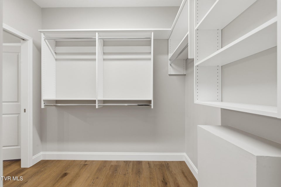 Photo #21: 260 Par Lane 