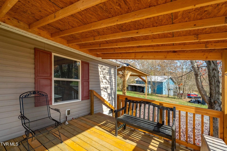 Photo #32: 245 Poes Lane