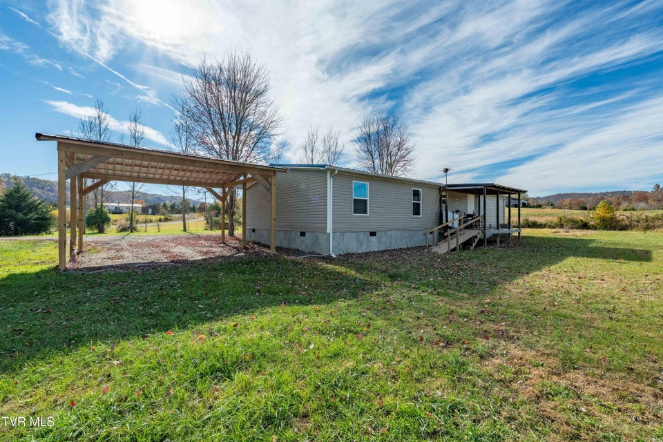 Photo #37: 245 Poes Lane