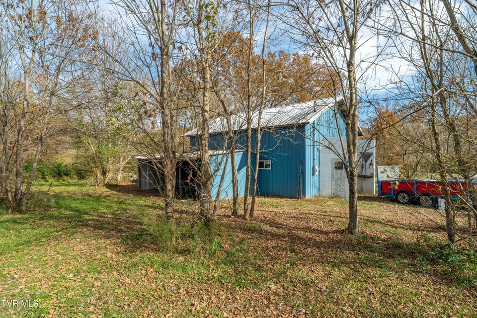 Photo #40: 245 Poes Lane