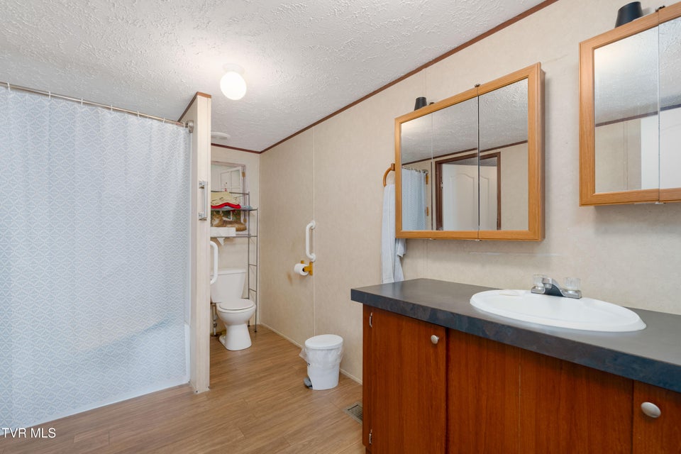 Photo #24: 245 Poes Lane