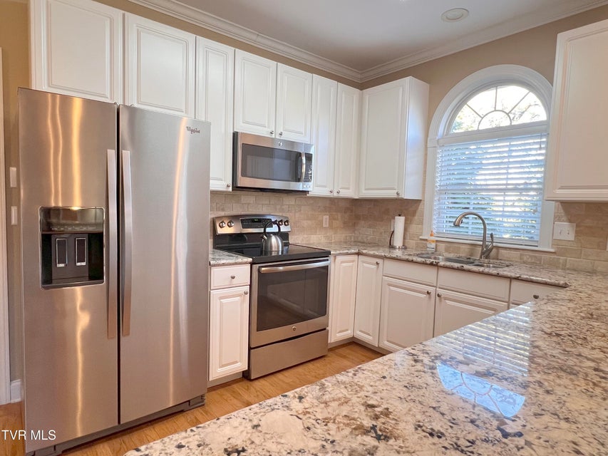 Photo #3: 1705 Veranda Court