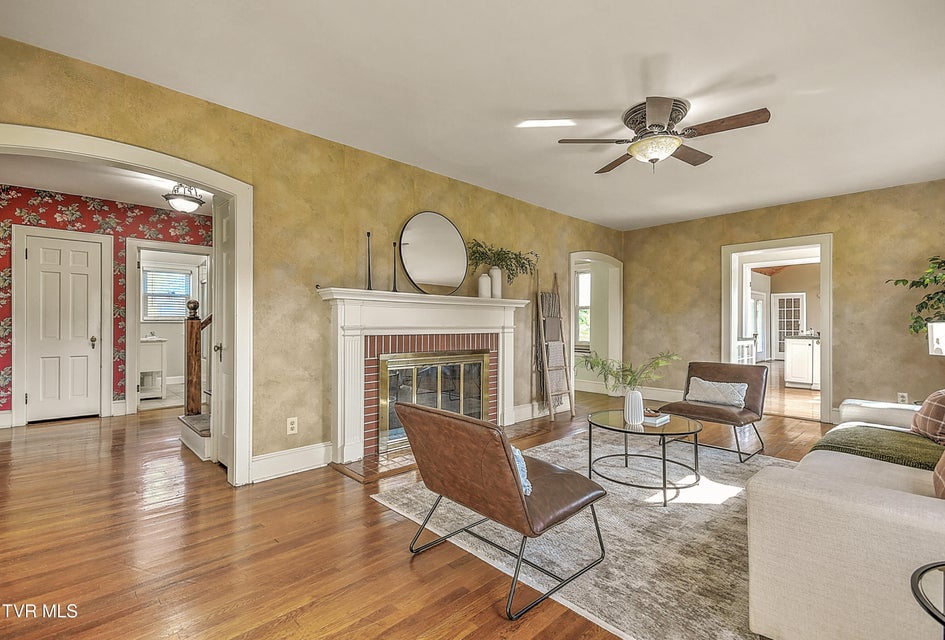 Photo #17: 15497 Porterfield Highway