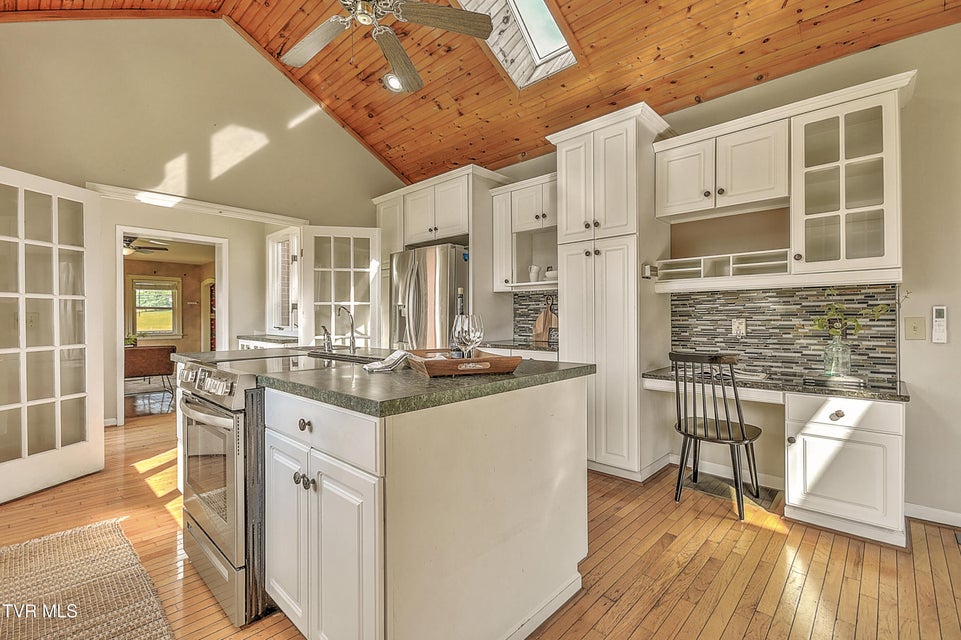 Photo #26: 15497 Porterfield Highway