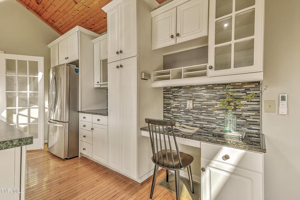 Photo #27: 15497 Porterfield Highway