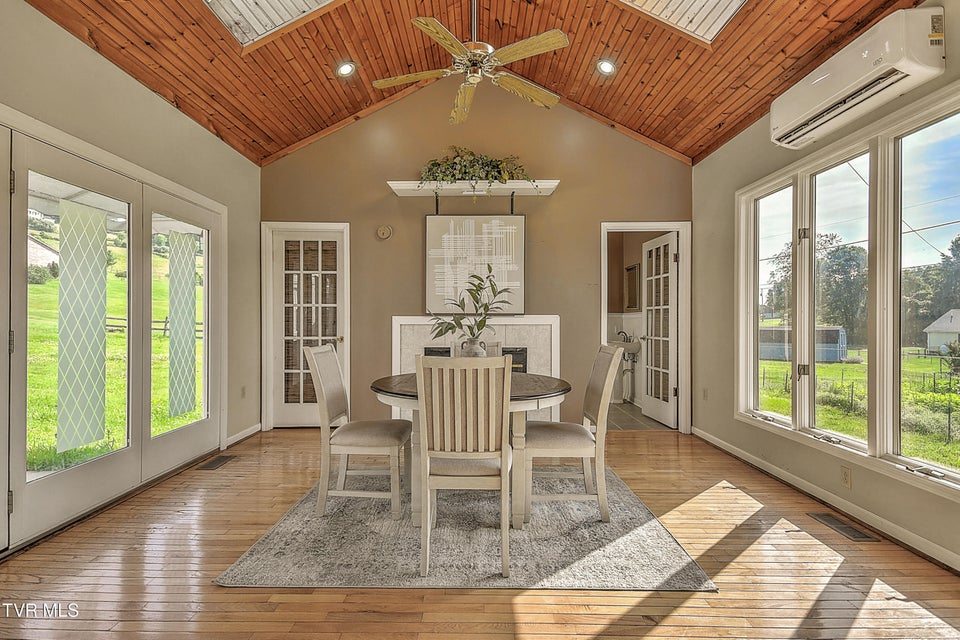 Photo #30: 15497 Porterfield Highway