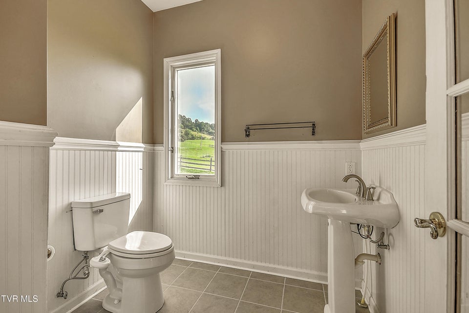 Photo #35: 15497 Porterfield Highway