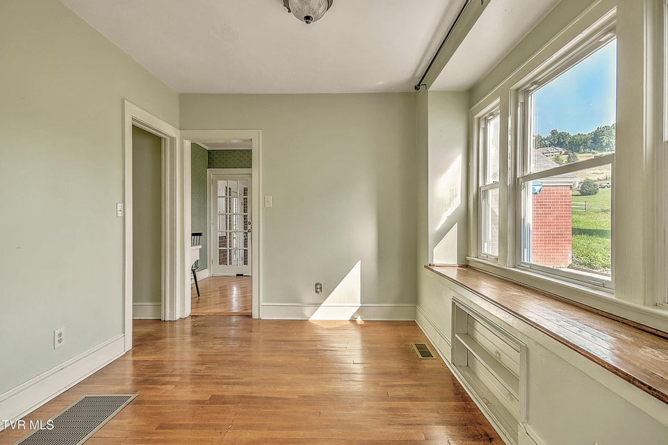 Photo #37: 15497 Porterfield Highway