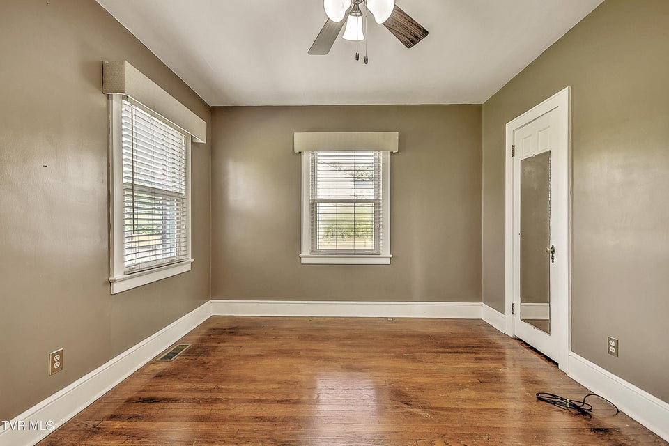 Photo #43: 15497 Porterfield Highway