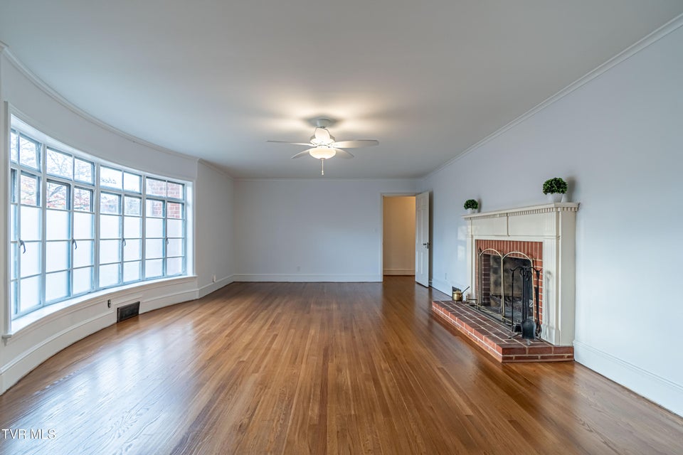 Photo #5: 414 Court Street