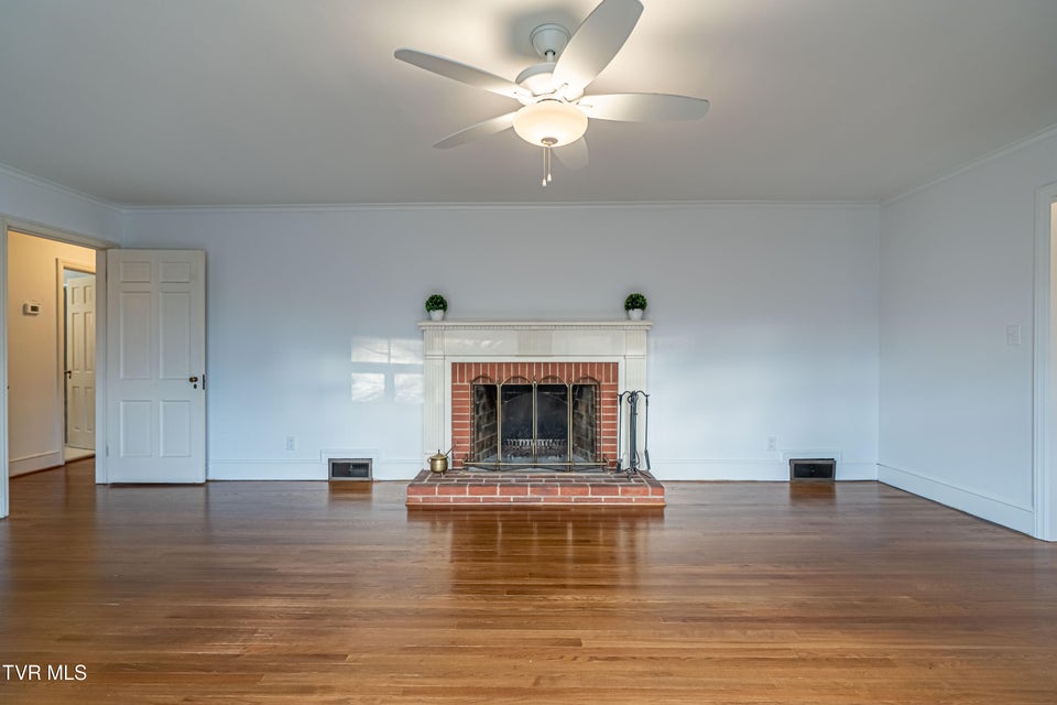 Photo #10: 414 Court Street