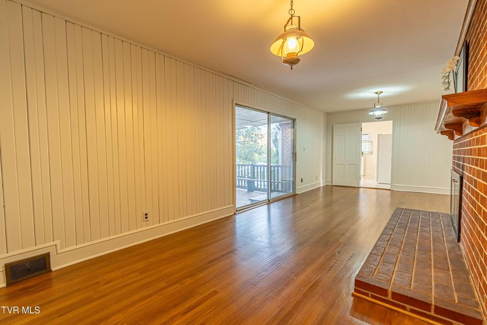 Photo #21: 414 Court Street