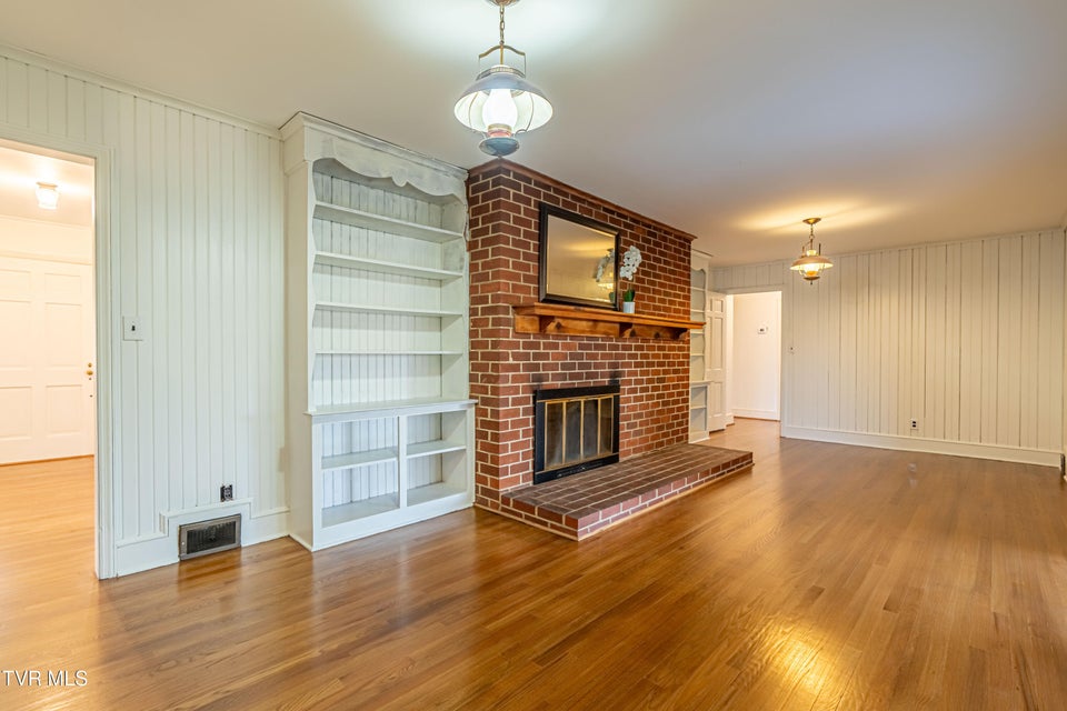 Photo #18: 414 Court Street