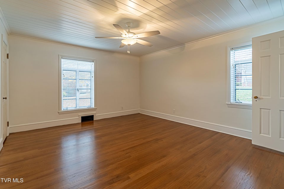 Photo #27: 414 Court Street