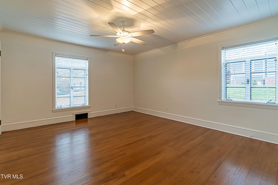 Photo #28: 414 Court Street