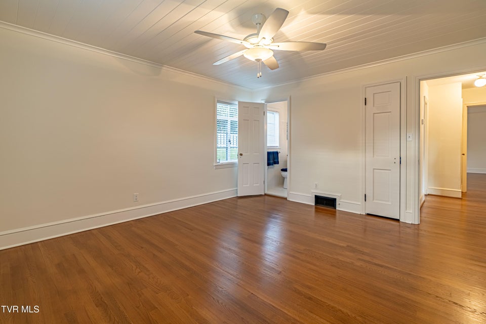 Photo #29: 414 Court Street