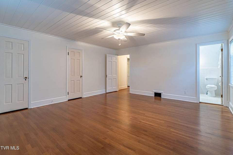 Photo #37: 414 Court Street