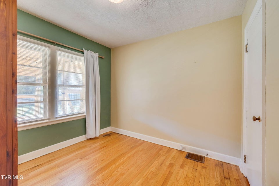 Photo #19: 328 Carters Valley Road