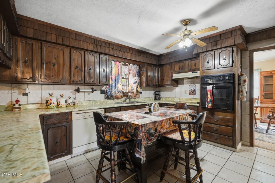 Photo #10: 10388 Helen Henderson Highway