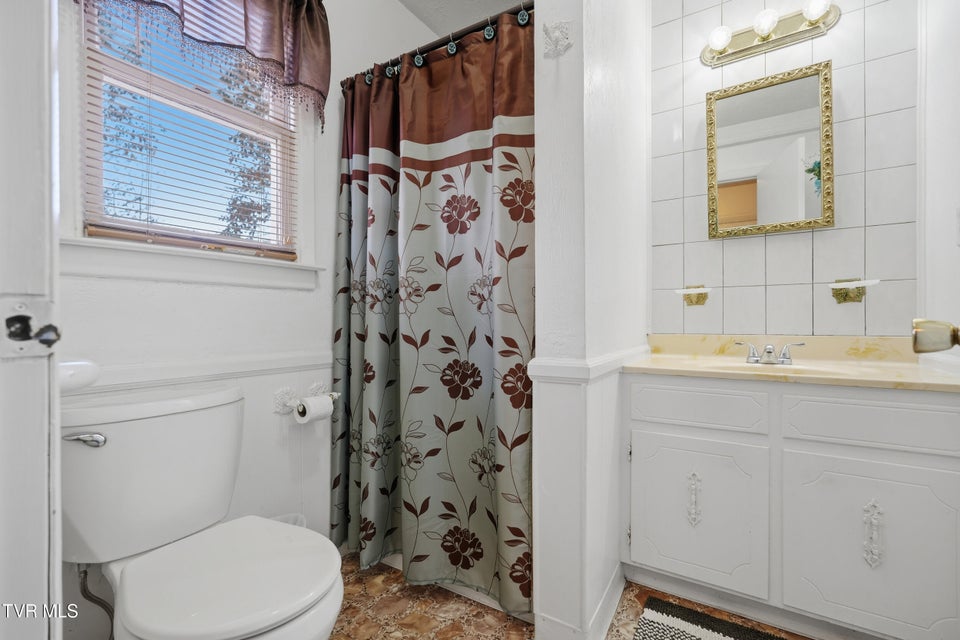 Photo #16: 10388 Helen Henderson Highway