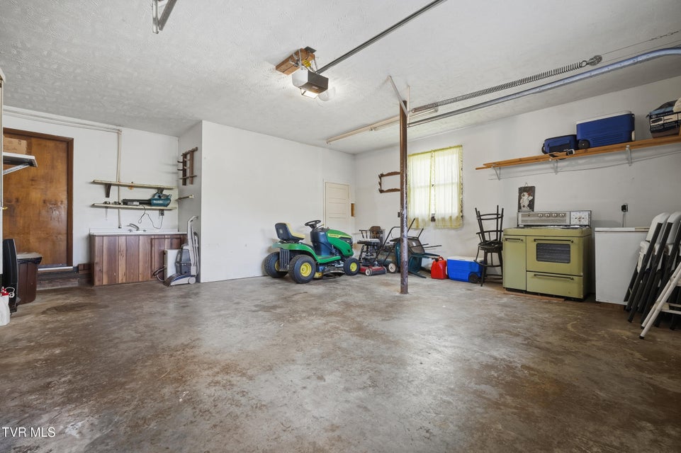 Photo #27: 10388 Helen Henderson Highway