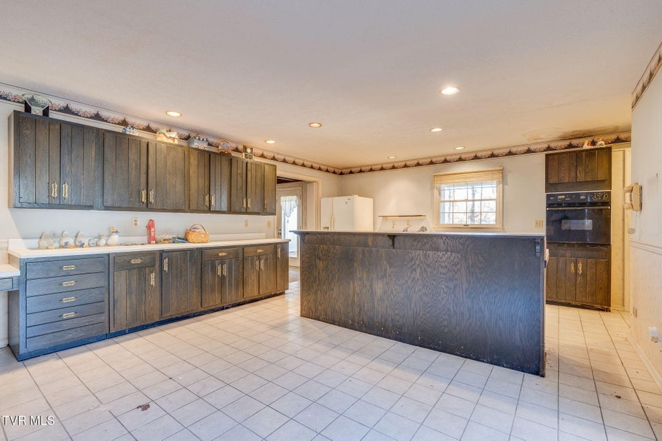 Photo #10: 5221 Foxfire Place