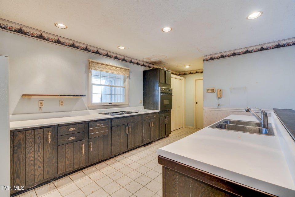 Photo #11: 5221 Foxfire Place