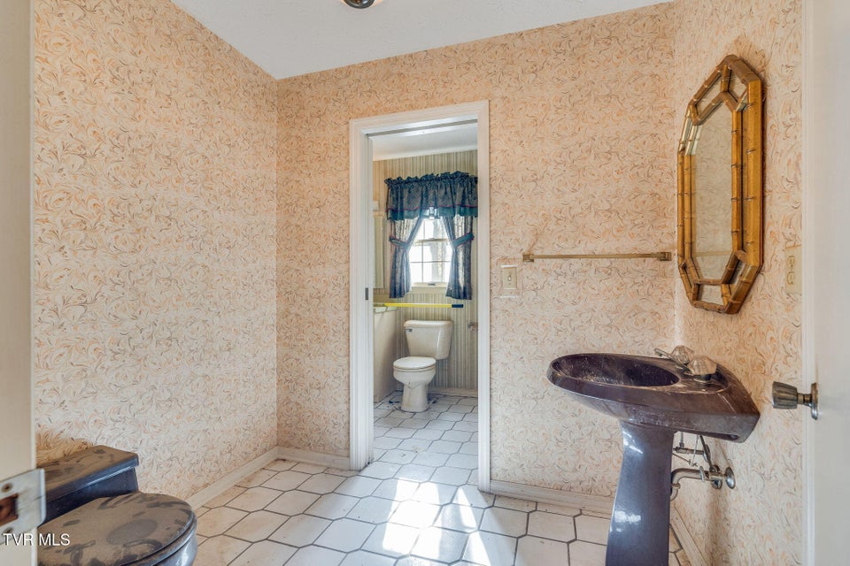 Photo #22: 5221 Foxfire Place