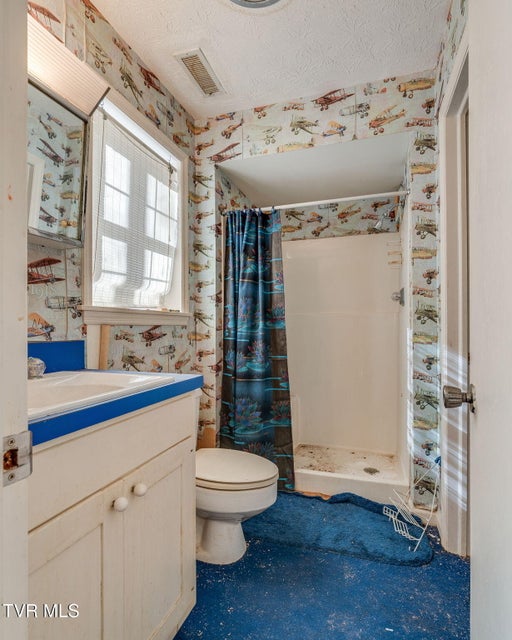 Photo #32: 5221 Foxfire Place