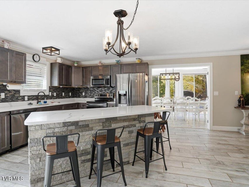 Photo #8: 280 Paradise Point