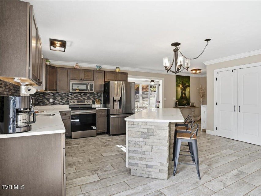 Photo #9: 280 Paradise Point