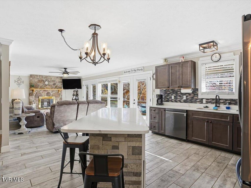 Photo #14: 280 Paradise Point