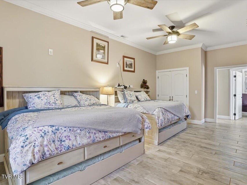 Photo #20: 280 Paradise Point