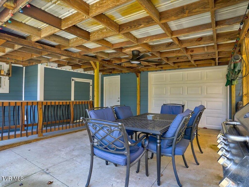 Photo #32: 280 Paradise Point