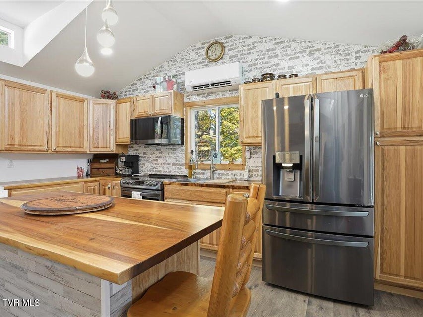 Photo #41: 280 Paradise Point