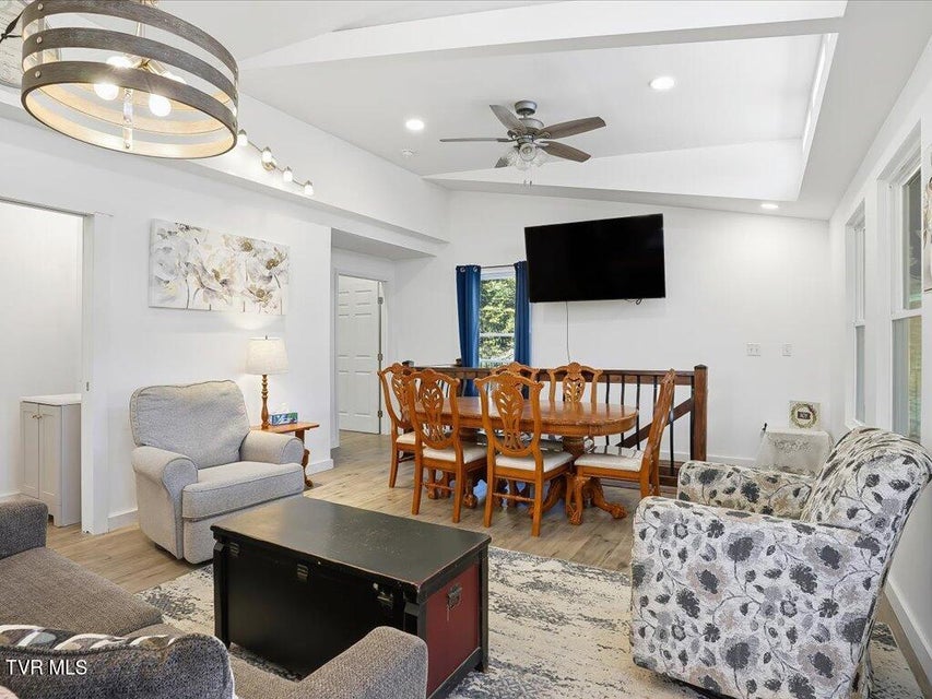 Photo #58: 280 Paradise Point