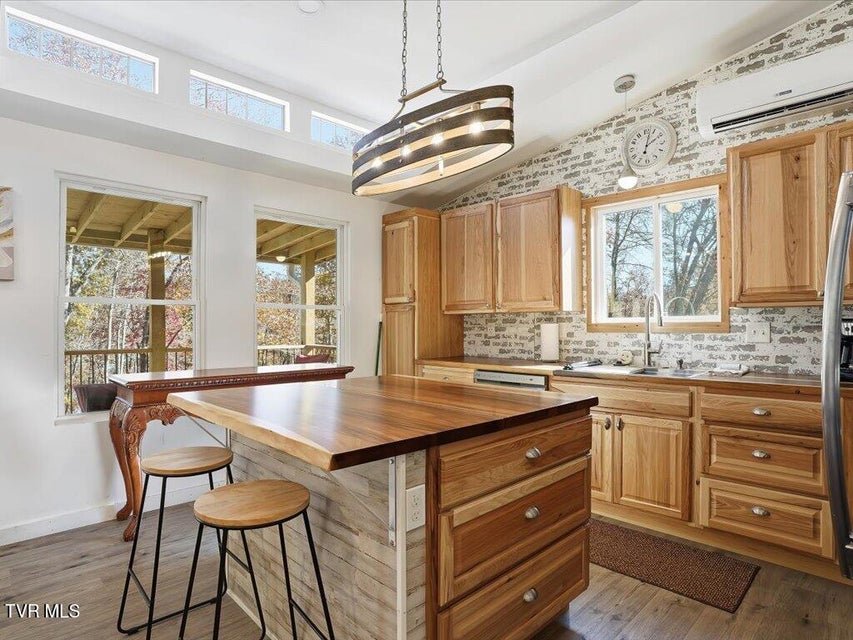 Photo #60: 280 Paradise Point