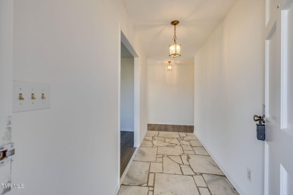 Photo #5: 107 Mountain View Circle