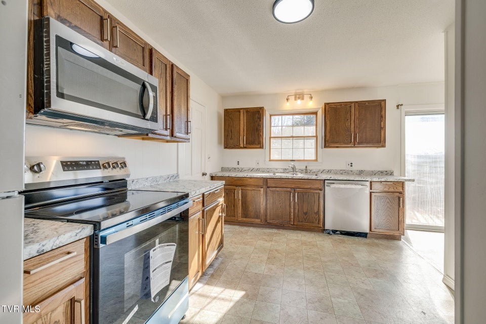 Photo #11: 107 Mountain View Circle